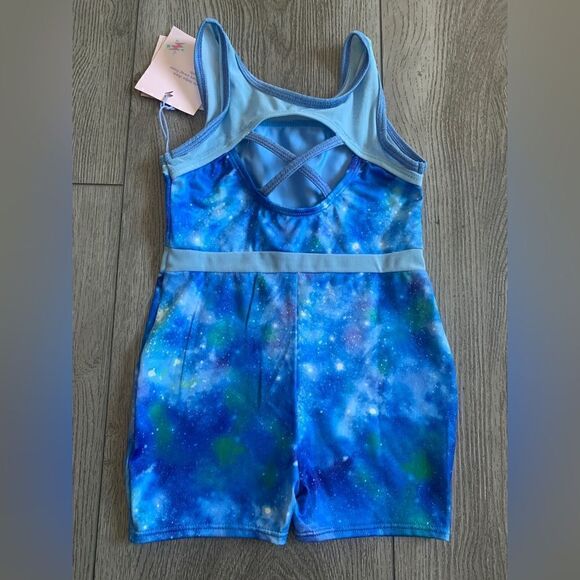 More than magic little girls leotard very cute - Picture 2 of 6